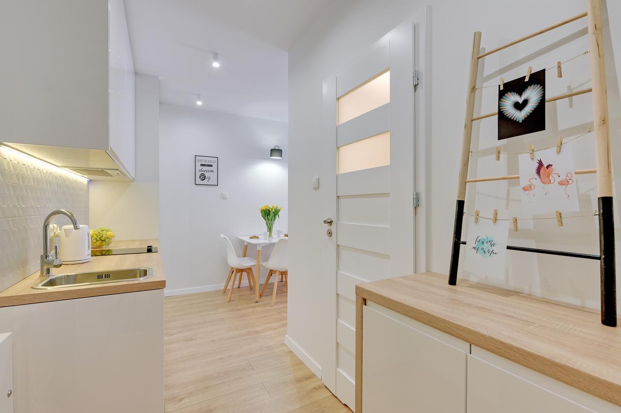 Apartamenty Chmielna 72 格但斯克 外观 照片